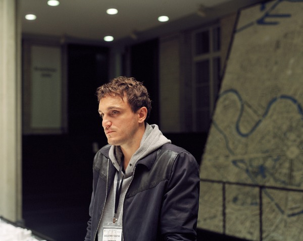 『水を抱く女』　（C）SCHRAMM FILM / LES FILMS DU LOSANGE / ZDF / ARTE / ARTE France Cinema 2020