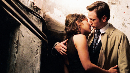 『石の微笑』　ブノワ・マジメル、ローラ・スメット