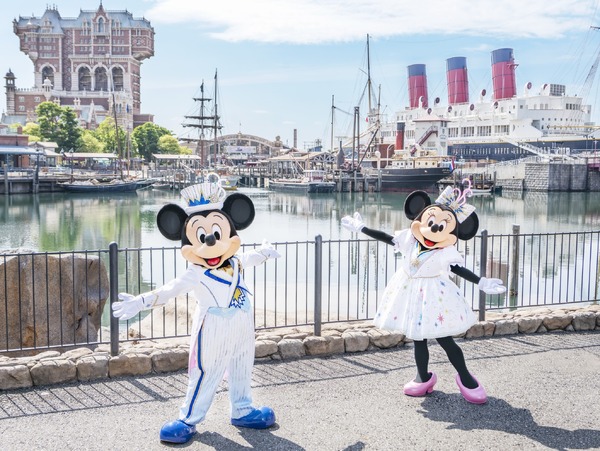 TDS20周年の新コスチュームがひとあし早く解禁！(C) Disney