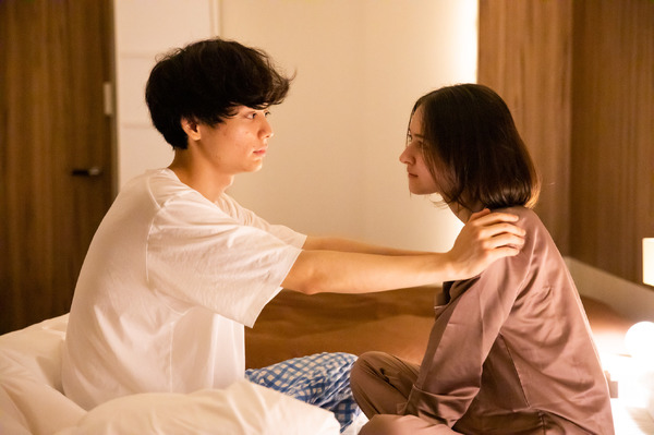 「恋愛ドラマな恋がしたい～Kissing the tears away~」4話（C）AbemaTV, Inc.