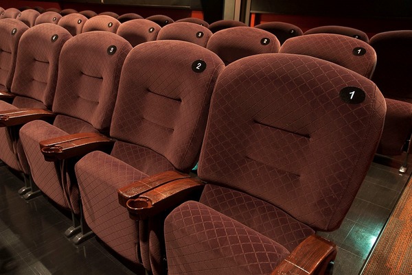 kino cinema神戸国際場内