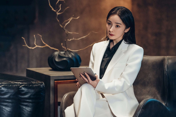 『ゴッドスレイヤー 神殺しの剣』ヤン・ミー　（C）2021 Huace Pictures (Shanghai) Co., Ltd., Free Whale Pictures Co., Ltd. & Huace Pictures (Tianjin) Co., Ltd. All Rights Reserved.