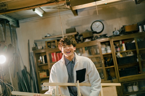 小関裕太 2022-2023年カレンダー「Måne」