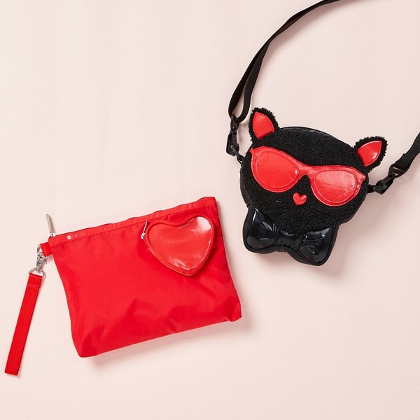 レスポートサックValentine CollectionHeart Pouch 6,600円Crossbody Cat 14,300円※なくなり次第終了。