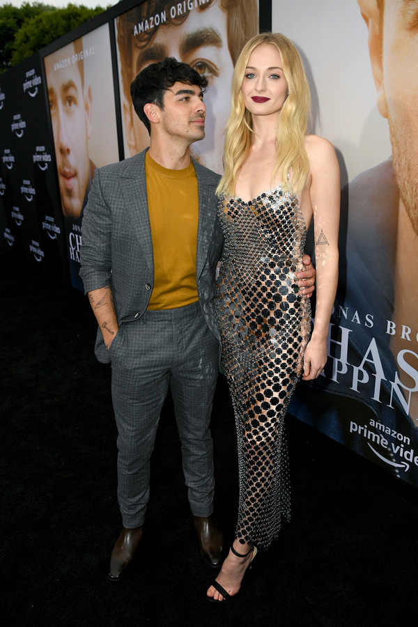 ジョー・ジョナス、ソフィー・ターナー Photo by Kevin Winter/Getty Images