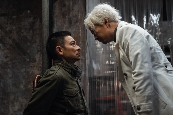 『バーニング・ダウン 爆発都市』（C）2020 ALL RIGHTS RESERVED BY UNIVERSE ENTERTAINMENT LIMITED　