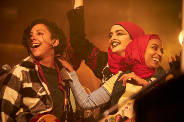 「絶叫パンクス　レディパーツ！」　（C）WTTV Limited 2021. ALL RIGHTS RESERVED.