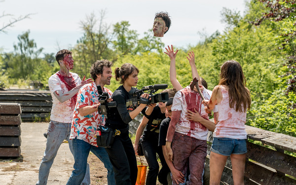 『キャメラを止めるな！』（C） 2021 - GETAWAY FILMS - LA CLASSE AMERICAINE - SK GLOBAL ENTERTAINMENT - FRANCE 2 CINEMA - GAGA