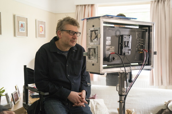 ピーター・カッタネオ『シング・ア・ソング！～笑顔を咲かす歌声～』（C） MILITARY WIVES CHOIR FILM LTD 2019