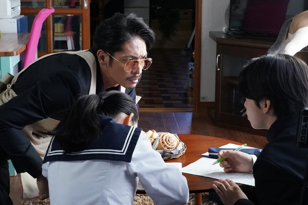 金曜ロードショー『「極主夫道」爆笑!カチコミSP』（C）おおのこうすけ／新潮社・ｙｔｖ