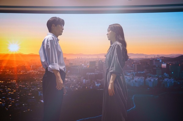 「キス・シックス・センス」　（C） 2022 Disney and related entities