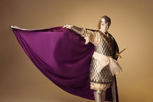 「七月大歌舞伎」第三部「風の谷のナウシカ 上の巻 ―白き魔女の戦記―」尾上菊之助演じるクシャナ