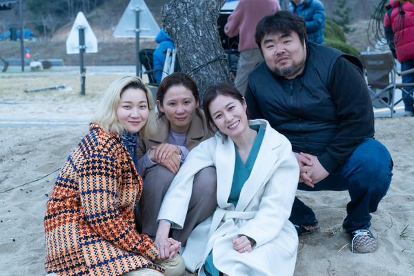 『三姉妹』メイキング（C）2020 Studio Up. All rights reserved.