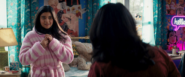 「ミズ・マーベル」 (c) 2022 Marvel