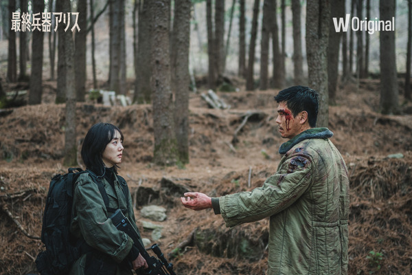 WATCHAオリジナルドラマ「最終兵器アリス」WATCHA提供