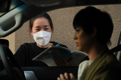 「5つの歌詩」#1「空を読む」メイキング写真（C）2022 東北新社