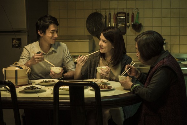 『紅い服の少女 第一章 神隠し』©2015 The Tag-Along Co., Ltd