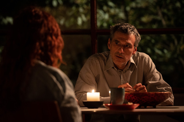 『3つの鍵』アルバ・ロルヴァケル＆ステファノ・ディオニジ　© 2021 Sacher Film Fandango Le Pacte