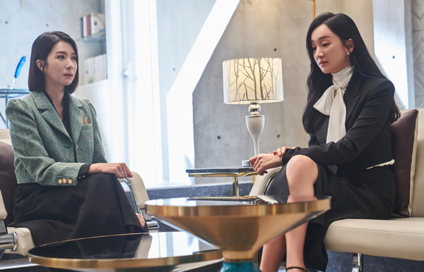 「工作都市～欲望のワルツ～」© JTBC Studios Co., Ltd. all rights reserved.