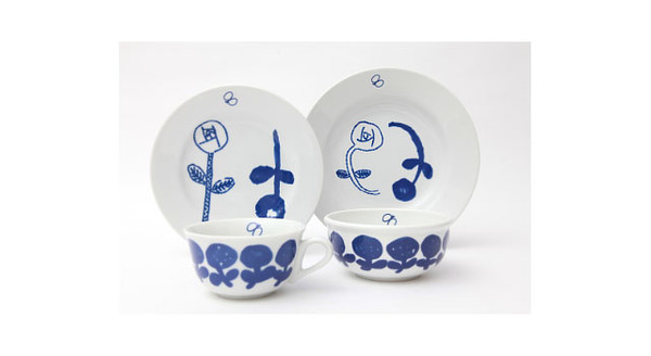 「minä perhonen×PASS THE BATON remake tableware」“咲いてる花にただ笑ふ。”