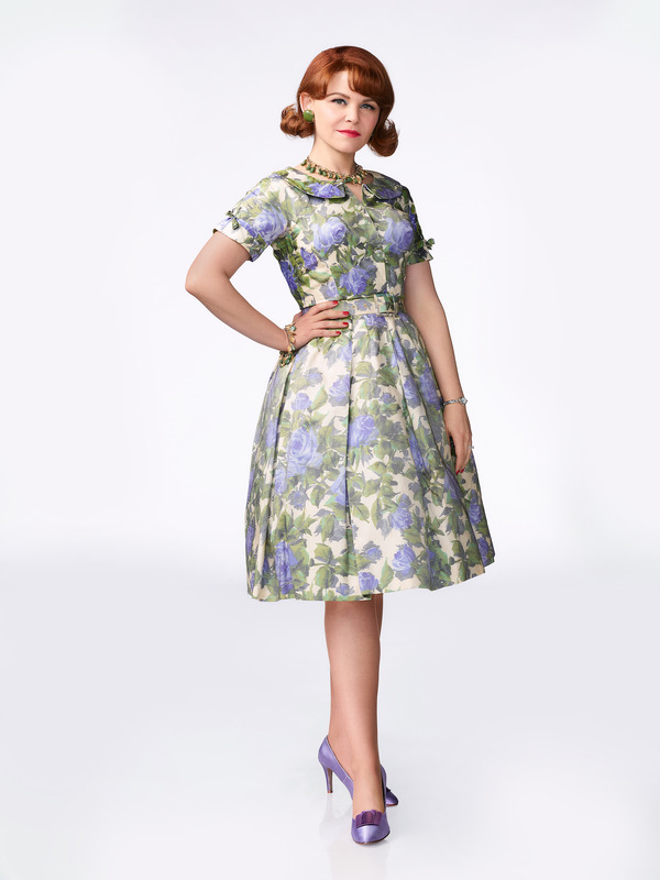 Huluプレミア「Why Women Kill ～ファビュラスな女たち～」シーズン1　©2022 Paramount+, Inc. All Rights Reserved.