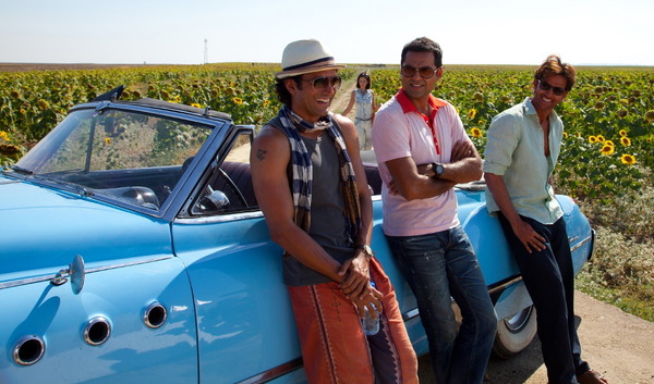 『人生は二度とない』©️Eros International ©️Excel Entertainment