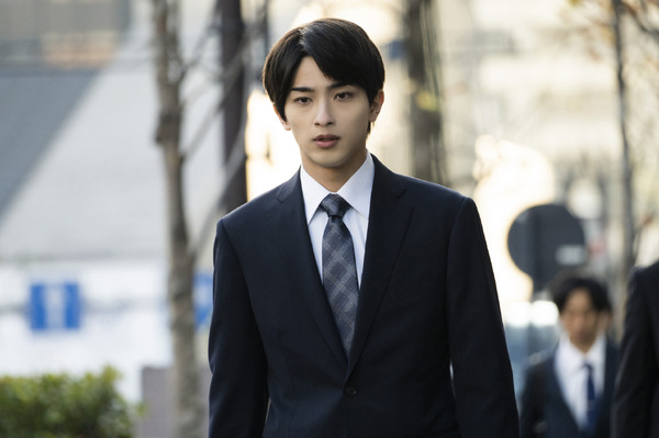 Netflixシリーズ「新聞記者」Netflixにて全世界独占配信中