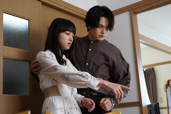 「霊媒探偵・城塚翡翠」第1話（C）NTV