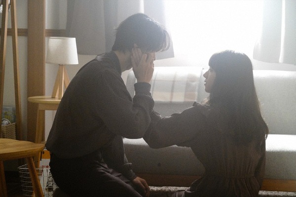 「霊媒探偵・城塚翡翠」第1話（C）NTV