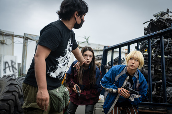 『ベイビーわるきゅーれ2』（仮題）©2023「ベイビーわるきゅーれ２」製作委員会