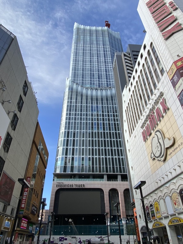 「東急歌舞伎町タワー」工事現場写真