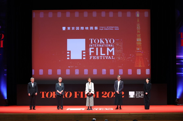 第35回東京国際映画祭クロージングセレモニー　審査員　©2022 TIFF