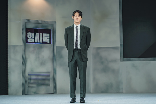 「刑事ロク 最後の心理戦」会見　© 2022 Disney and related entities