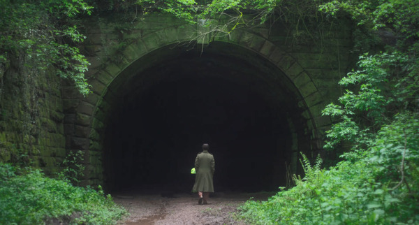 『MEN 同じ顔の男たち』（C）2022 MEN FILM RIGHTS LLC. ALL RIGHTS RESERVED.