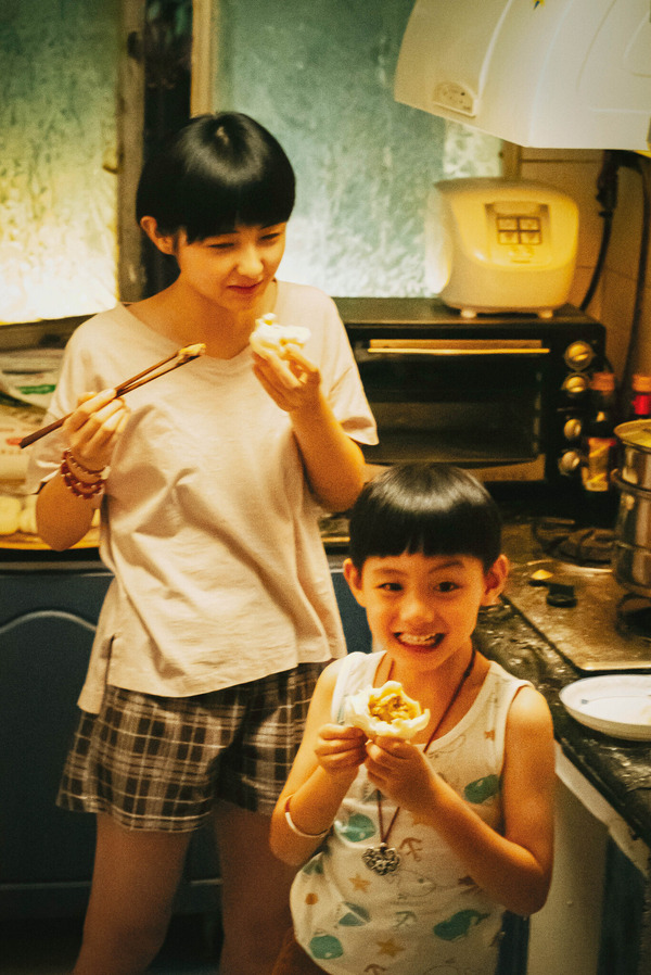 『シスター 夏のわかれ道』© 2021 Shanghai Lian Ray Pictures Co.,Ltd. All Rights Reserved