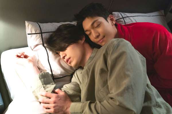 「バッド・アンド・クレイジー」　© 2021 IQIYI INTERNATIONAL SINGAPORE PTE. LTD. All rights reserved.