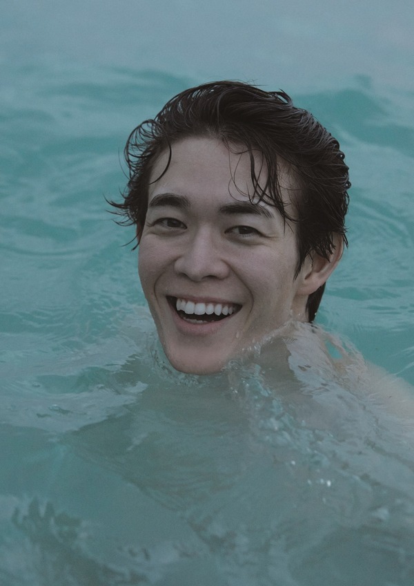 宮沢氷魚 ファースト写真集「Next Journey」©宮沢氷魚 ファースト写真集 『Next Journey』／集英社撮影／尾身沙紀（io）