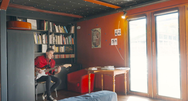 『アダマン号に乗って』© TS Productions, France 3 Cinéma, Longride – 2022