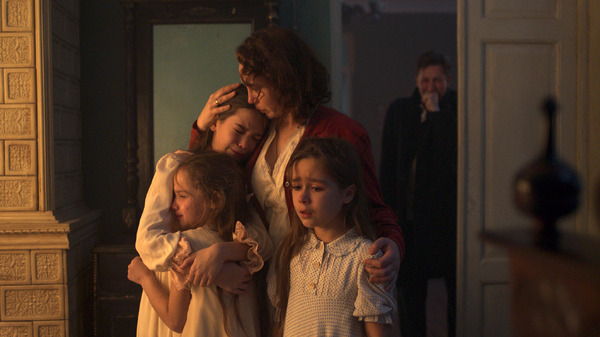 『キャロル・オブ・ザ・ベル 家族の絆を奏でる詩（うた）』(C)MINISTRY OF CULTURE AND INFORMATION POLICY OF UKRAINE, 2020 – STEWOPOL SP.Z.O.O., 2020