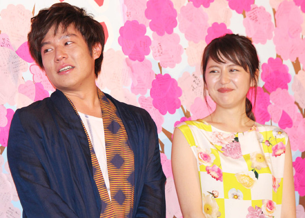 小出恵介＆長澤まさみ in 『ボクたちの交換日記』初日舞台挨拶