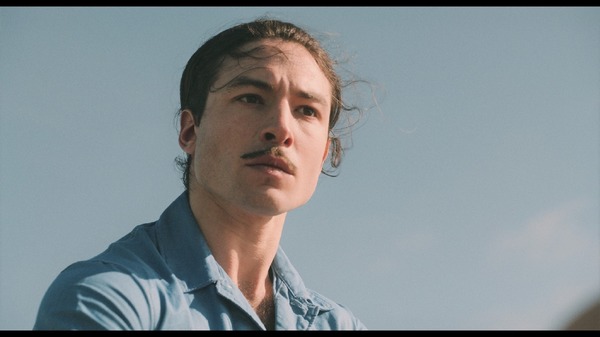 『ウェルカム トゥ ダリ』 © 2022 SIR REEL LIMITED