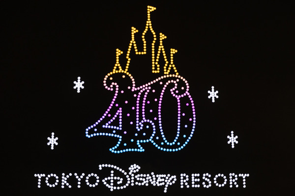 東京ディズニーリゾート40周年スペシャルドローンショー（画像はメディア向けプレピュー時のもの）