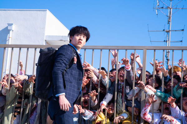 Netflix映画『ゾン100～ゾンビになるまでにしたい100のこと～』8月3日独占配信