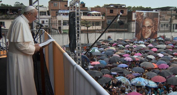 『旅するローマ教皇』© 2022 21Uno Film srl Stemal Entertainment srl