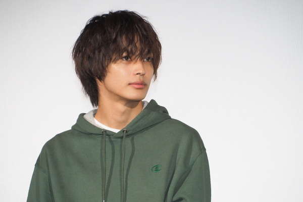 神尾楓珠「いちばんすきな花」完成披露試写イベント