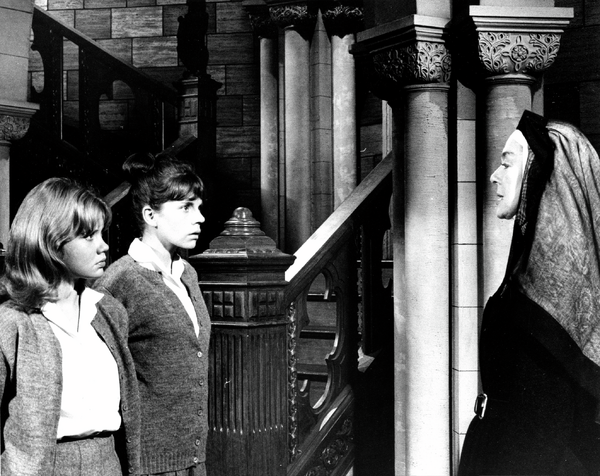 『青春がいっぱい』　The Trouble With Angels © 1966 Columbia Pictures Industries, Inc. All Rights Reserved.