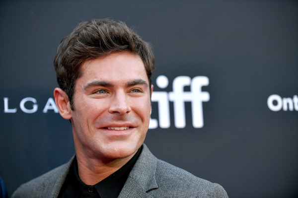 ザック・エフロン Photo by Rodin Eckenroth/Getty Images