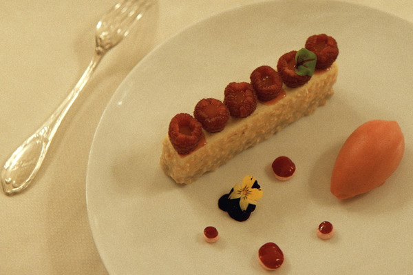 『パリ・ブレスト　～夢をかなえたスイーツ～』（C）DACP-Kiss Films-Atelier de Production-France 2 Cinéma