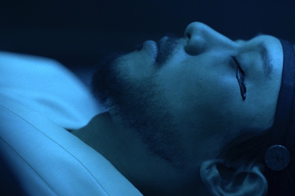 『梟ーフクロウー』© 2022 NEXT ENTERTAINMENT WORLD & C-JES ENTERTAINMENT & CINEMA DAM DAM. All Rights Reserved.