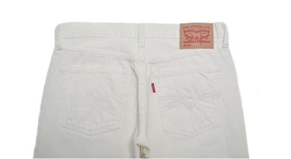 Levi’s(R) × BEAMS　カラー：WHITE/ 価格：12,600円（税込）